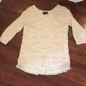 Women’s 3/4 sleeve sweater